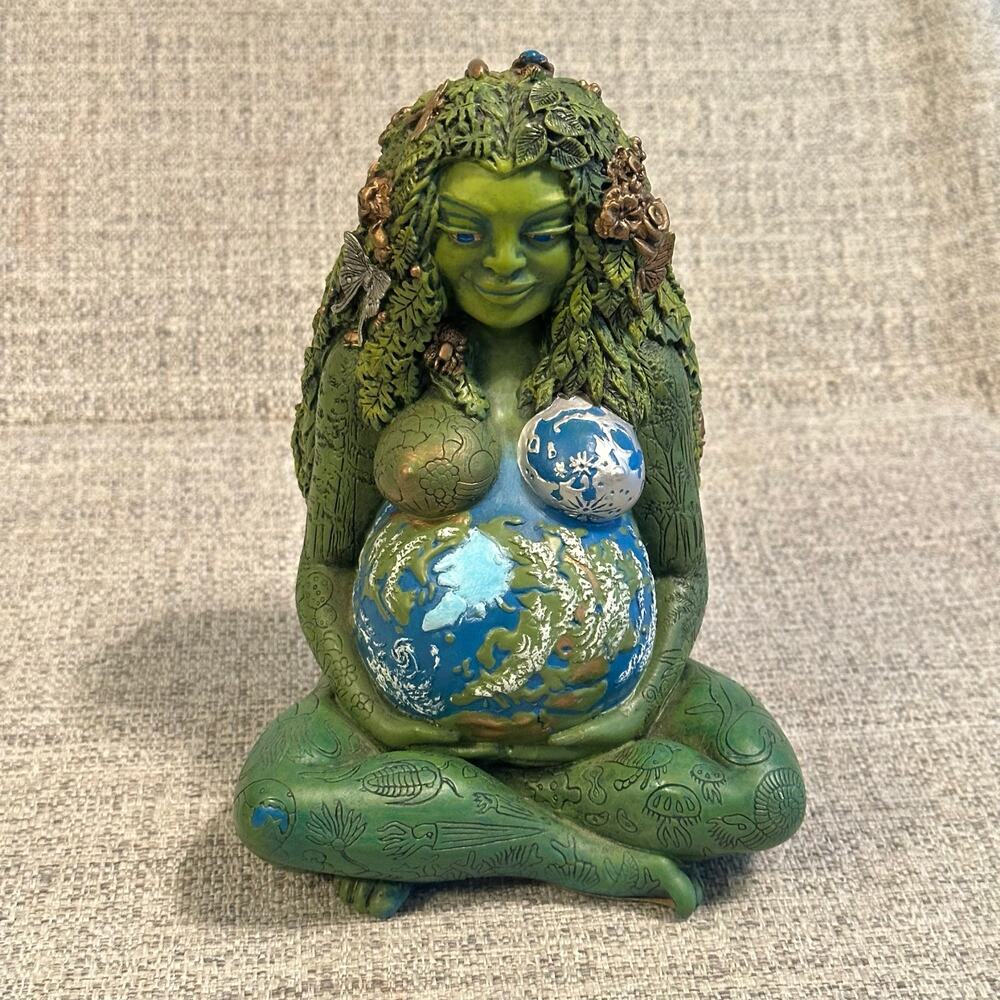 Millennial Gaia Mother Earth Goddess 7” Resin Oberon Zell Hand Painted Statue